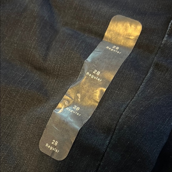 BNWT Gap skinny jeans - color “rinsed” - Picture 3 of 5